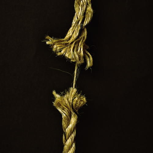 image of a rope splitting apart, representing weaknesses in a business